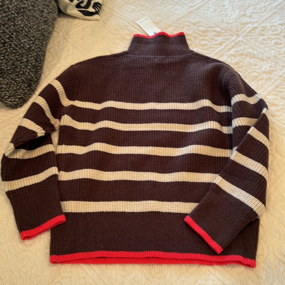 NWT Tea & Rose Turtle Neck Sweater Medium - Picture 4 of 4